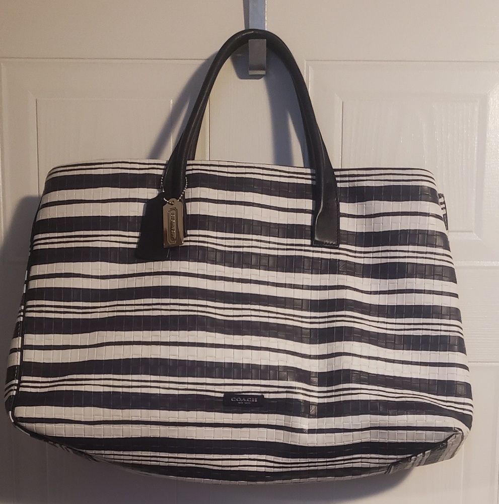 Coach Bleecker Embossed Studio Xl Tote